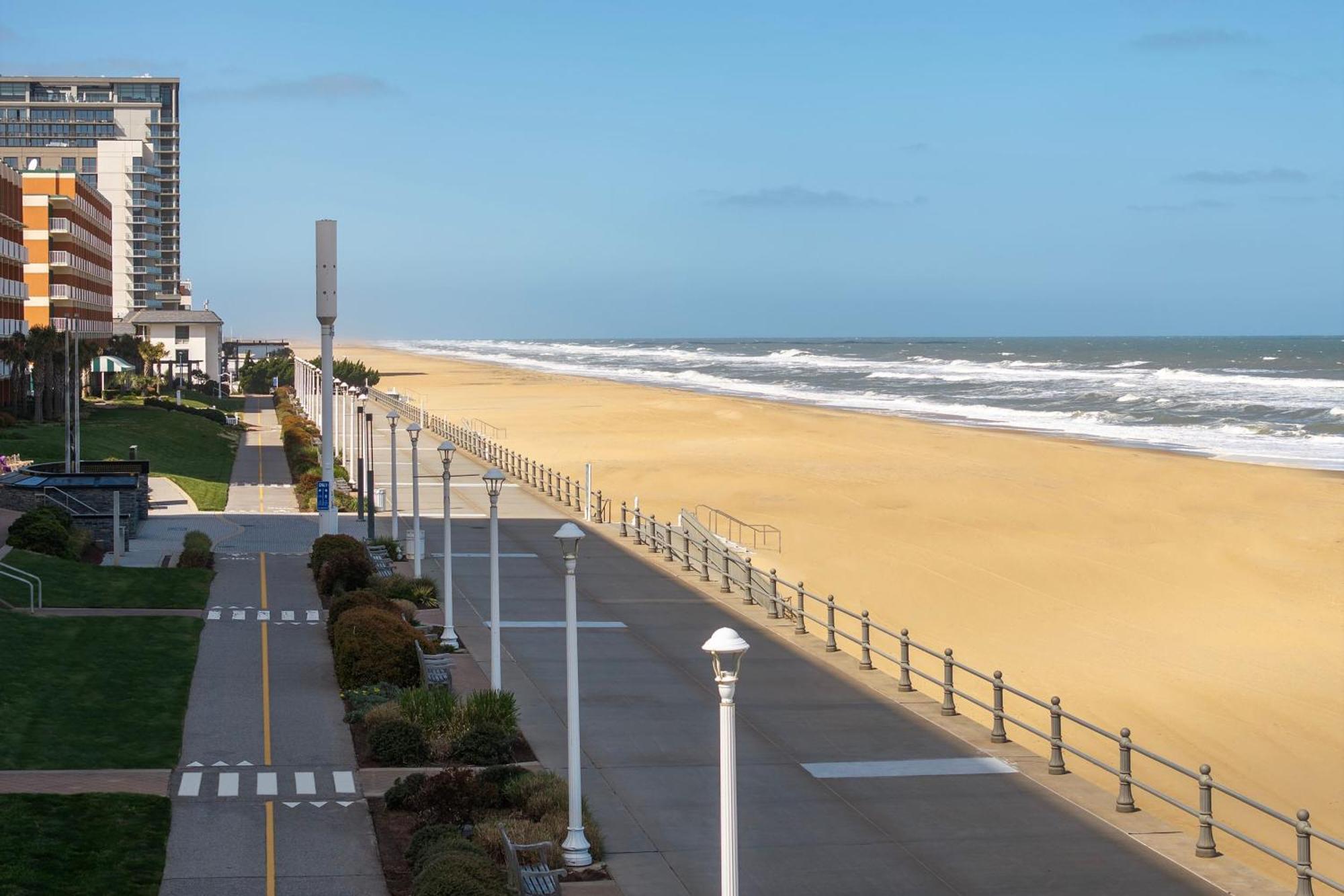 Courtyard Virginia Beach Oceanfront / North 37Th Street Ξενοδοχείο Εξωτερικό φωτογραφία